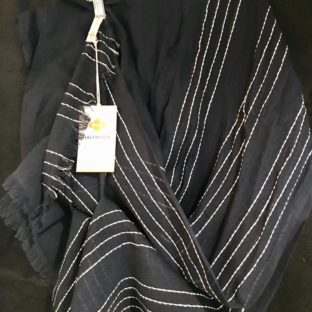 HALF MOON - LINEN LAYERING SCARF (INDIGO)